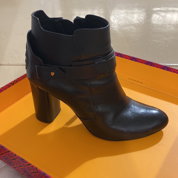 Tory Burch Colton Galleon Leather Bootie - Picture 2 of 11